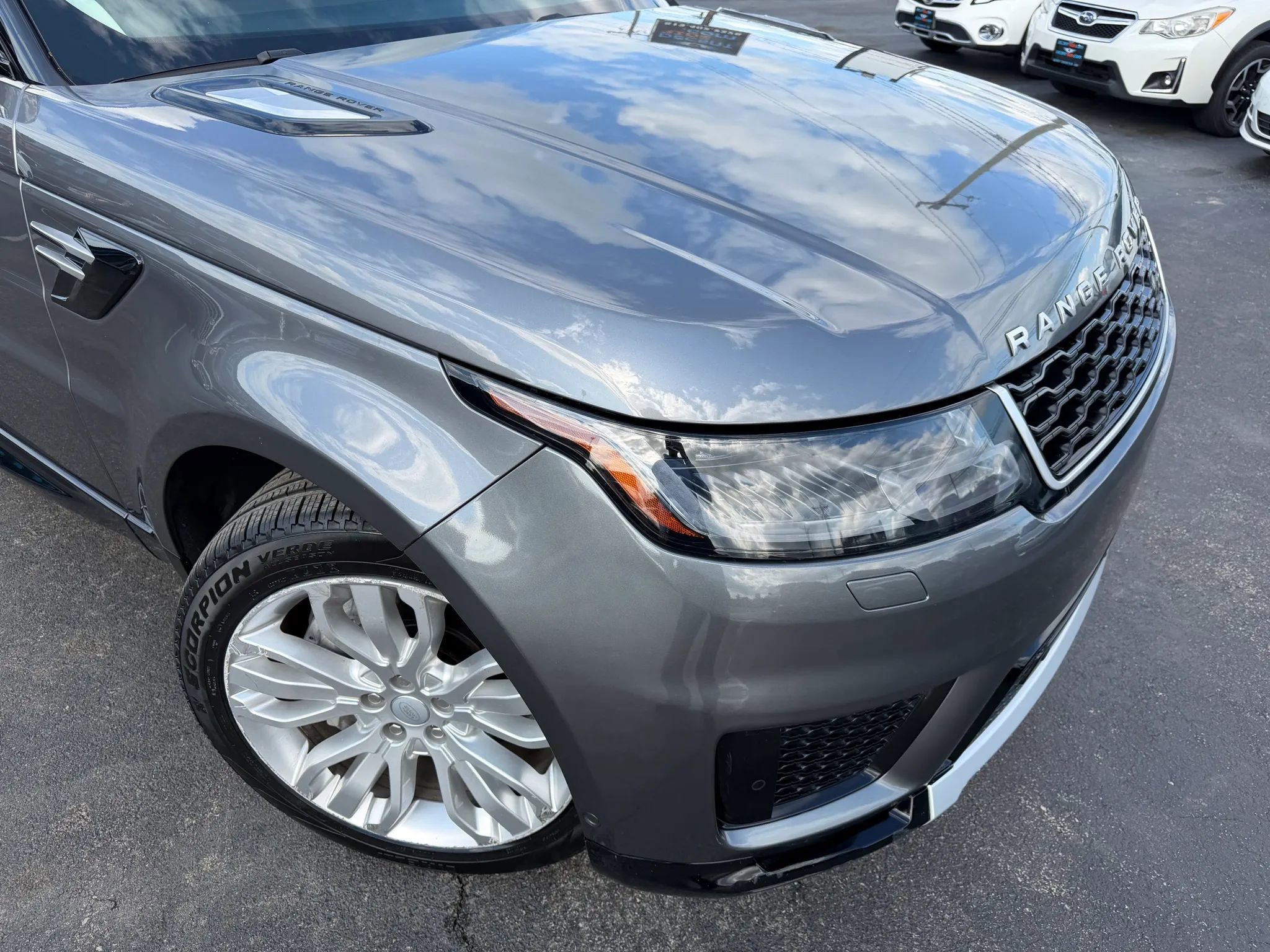 Used 2019 Land Rover Range Rover Sport HSE AWD/4WD image 58