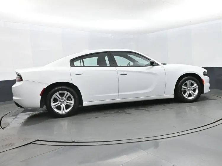 Used 2023 Dodge Charger SXT RWD image 4