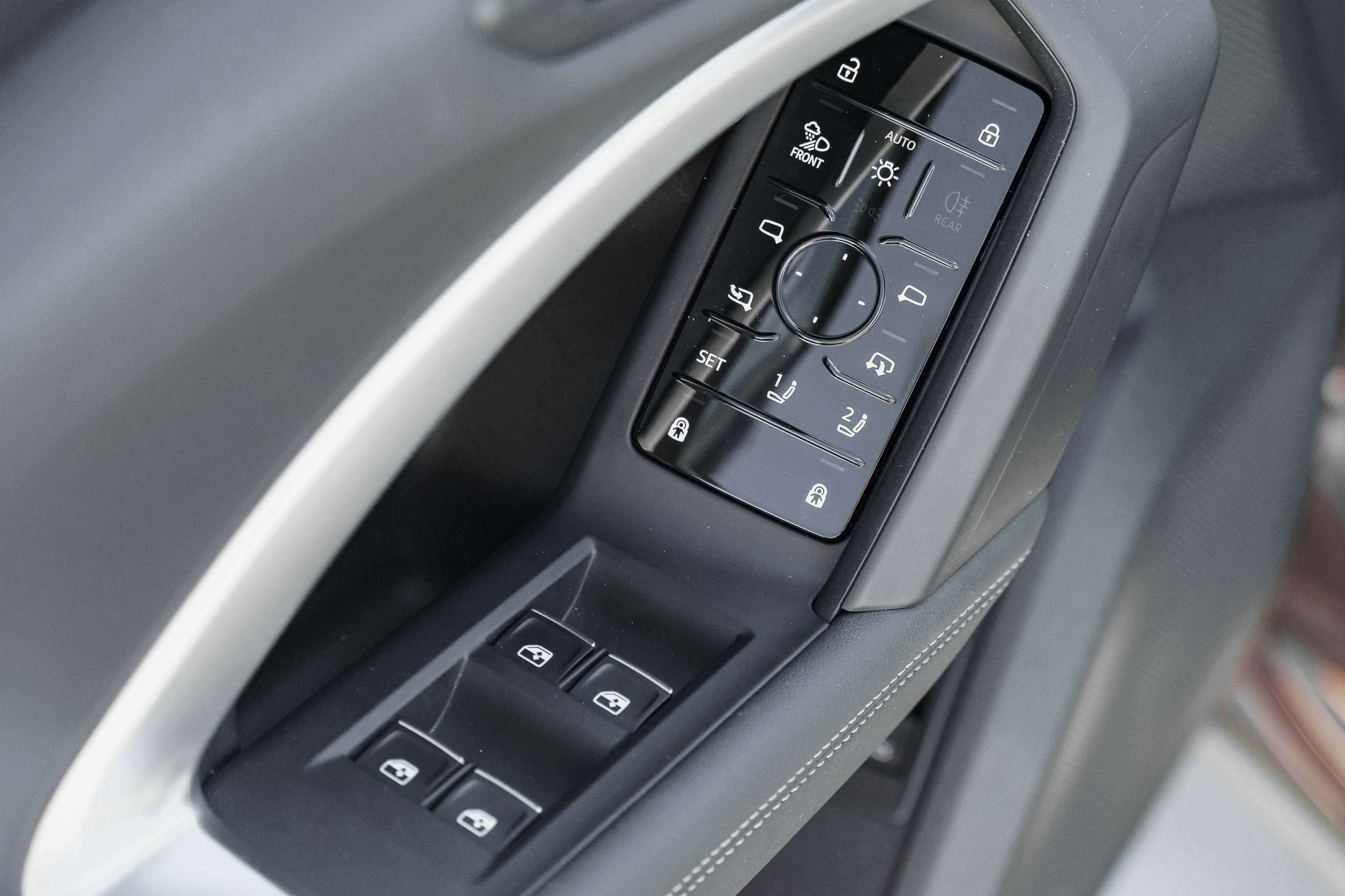 Certified 2025 Audi Q5 Premium Plus w/ Premium Plus image 24