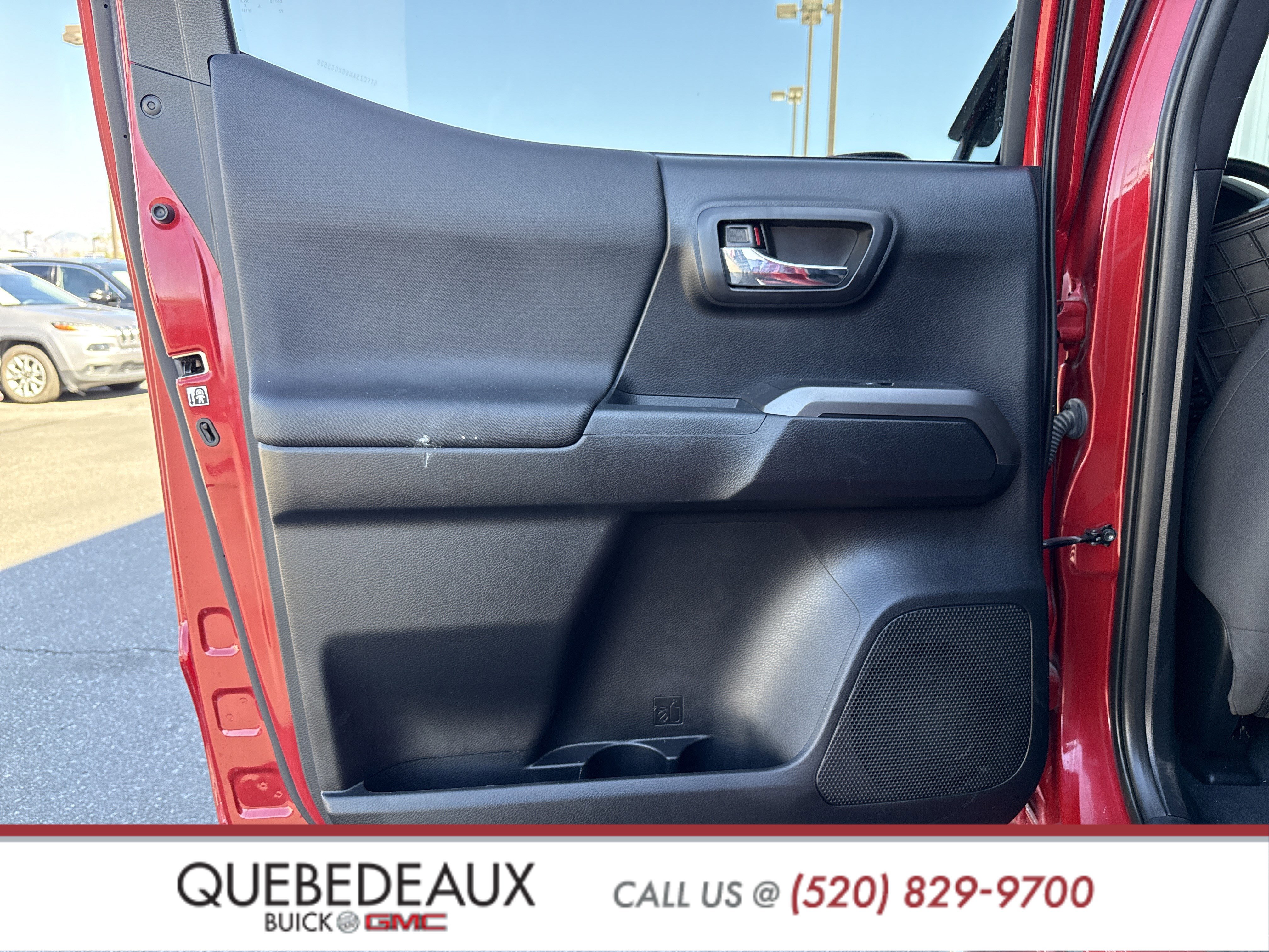 Used 2016 Toyota Tacoma TRD Sport image 22