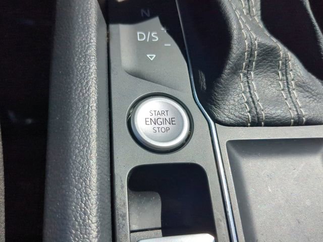 Certified 2023 Volkswagen Atlas SE w/ Panoramic Sunroof Package image 32