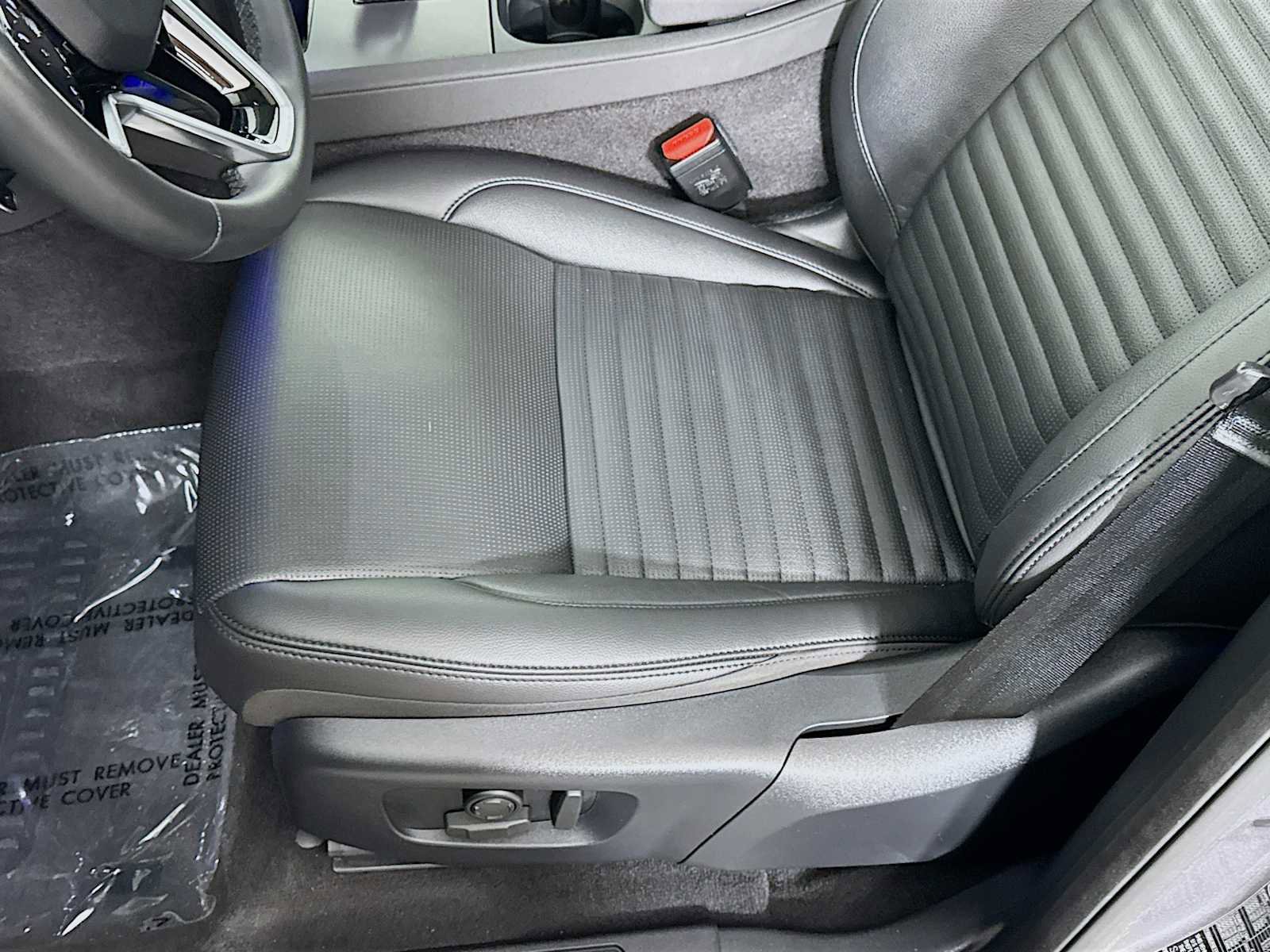 Used 2025 Land Rover Discovery Sport S image 20