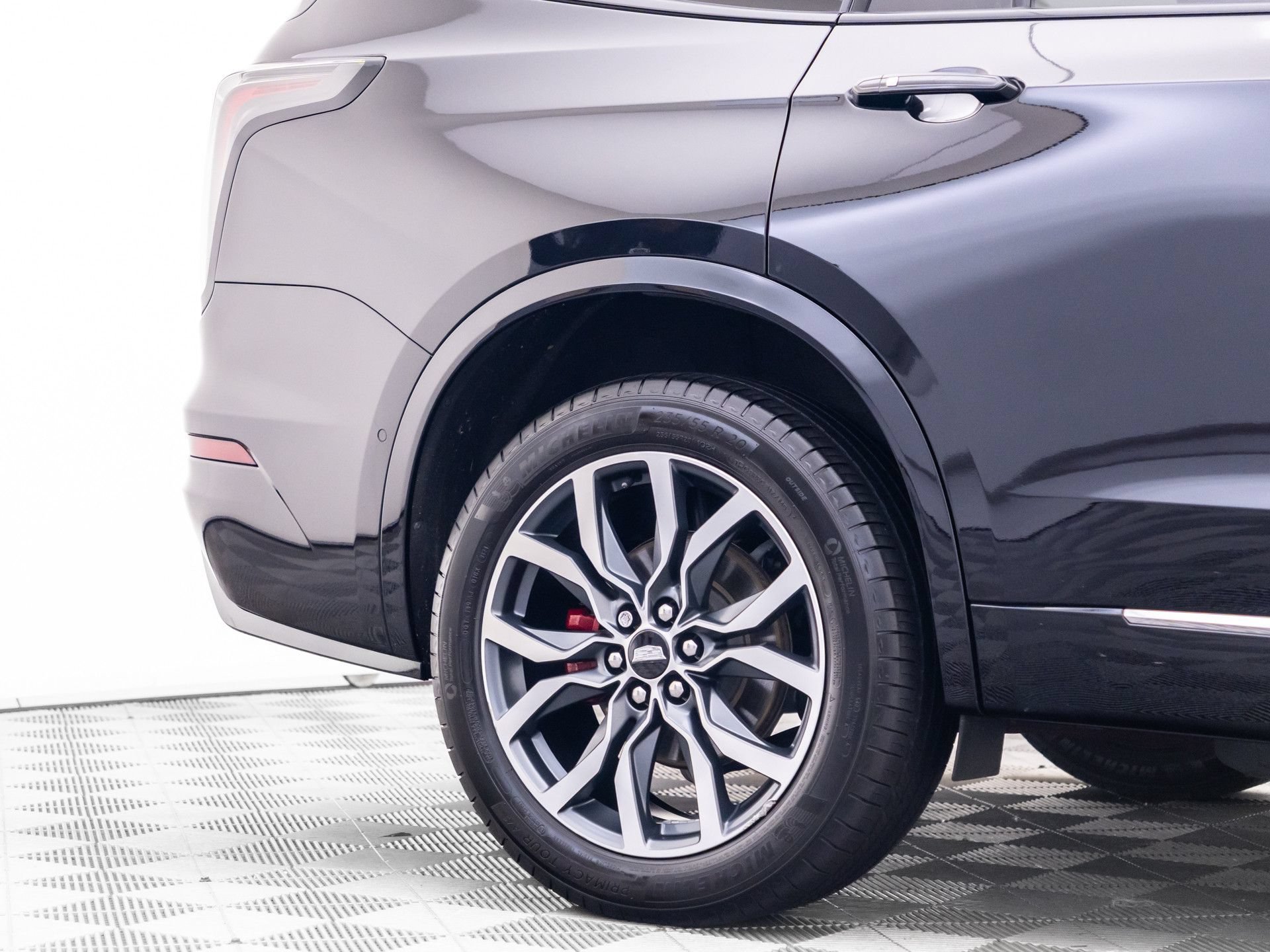 Certified 2024 Cadillac XT6 Sport w/ Technology Package AWD/4WD image 41