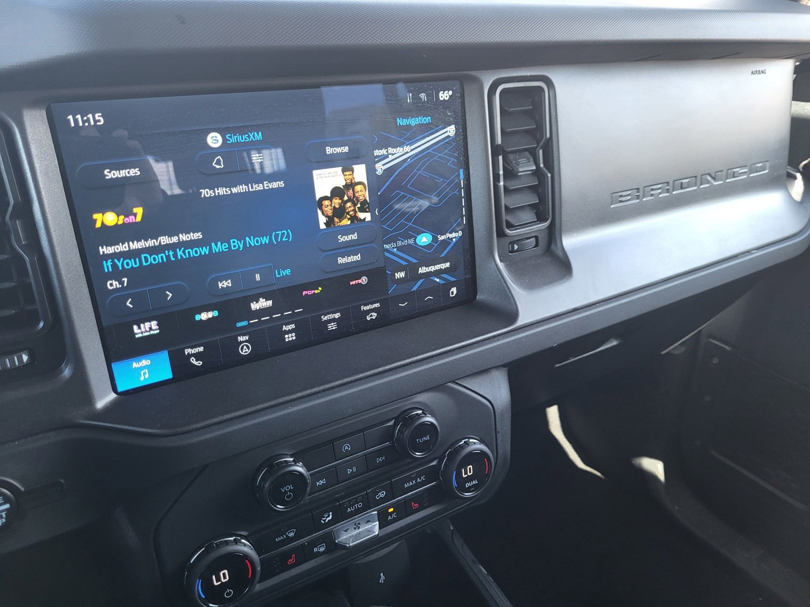 Used 2025 Ford Bronco Big Bend image 11