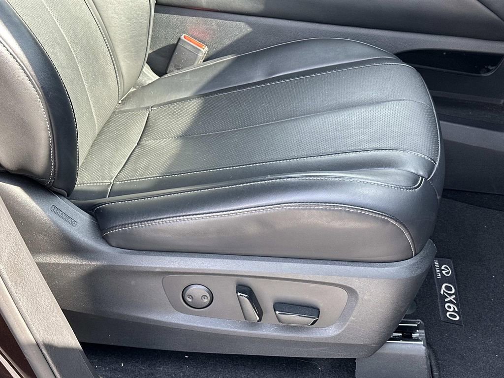 Certified 2022 INFINITI QX60 Luxe w/ Cargo Package image 38