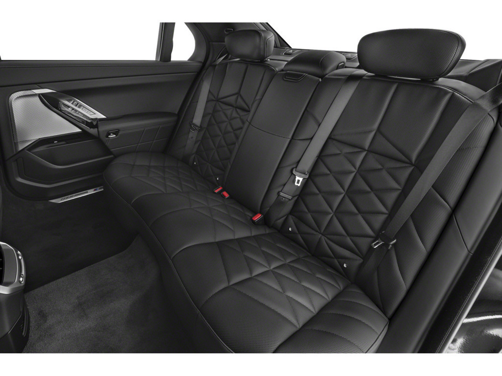 Used 2024 BMW 740i xDrive AWD/4WD image 11