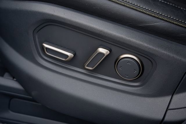 Used 2022 Rivian R1T Adventure image 22