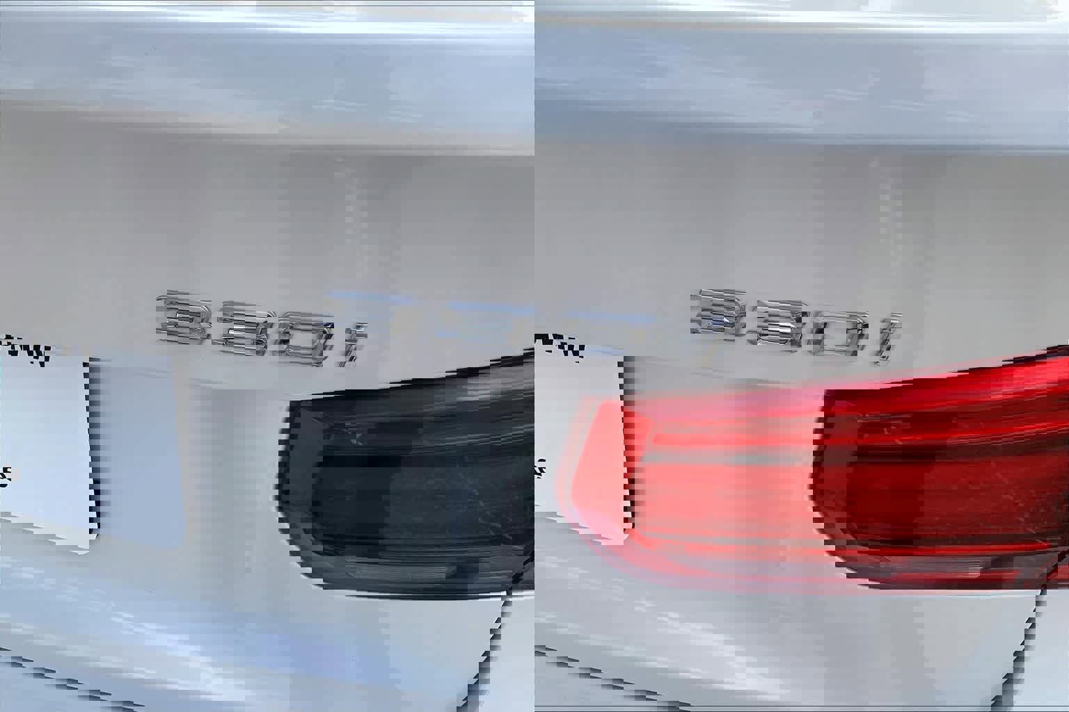 Used 2018 BMW 330i Sedan image 9