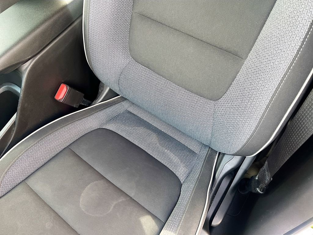 Used 2024 Chevrolet TrailBlazer LT w/ LT Cold Weather Package FWD image 19