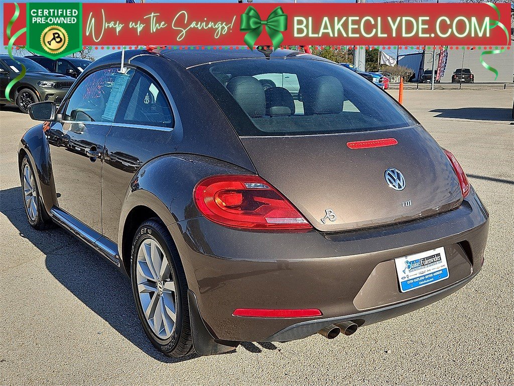 Used 2013 Volkswagen Beetle TDI image 5