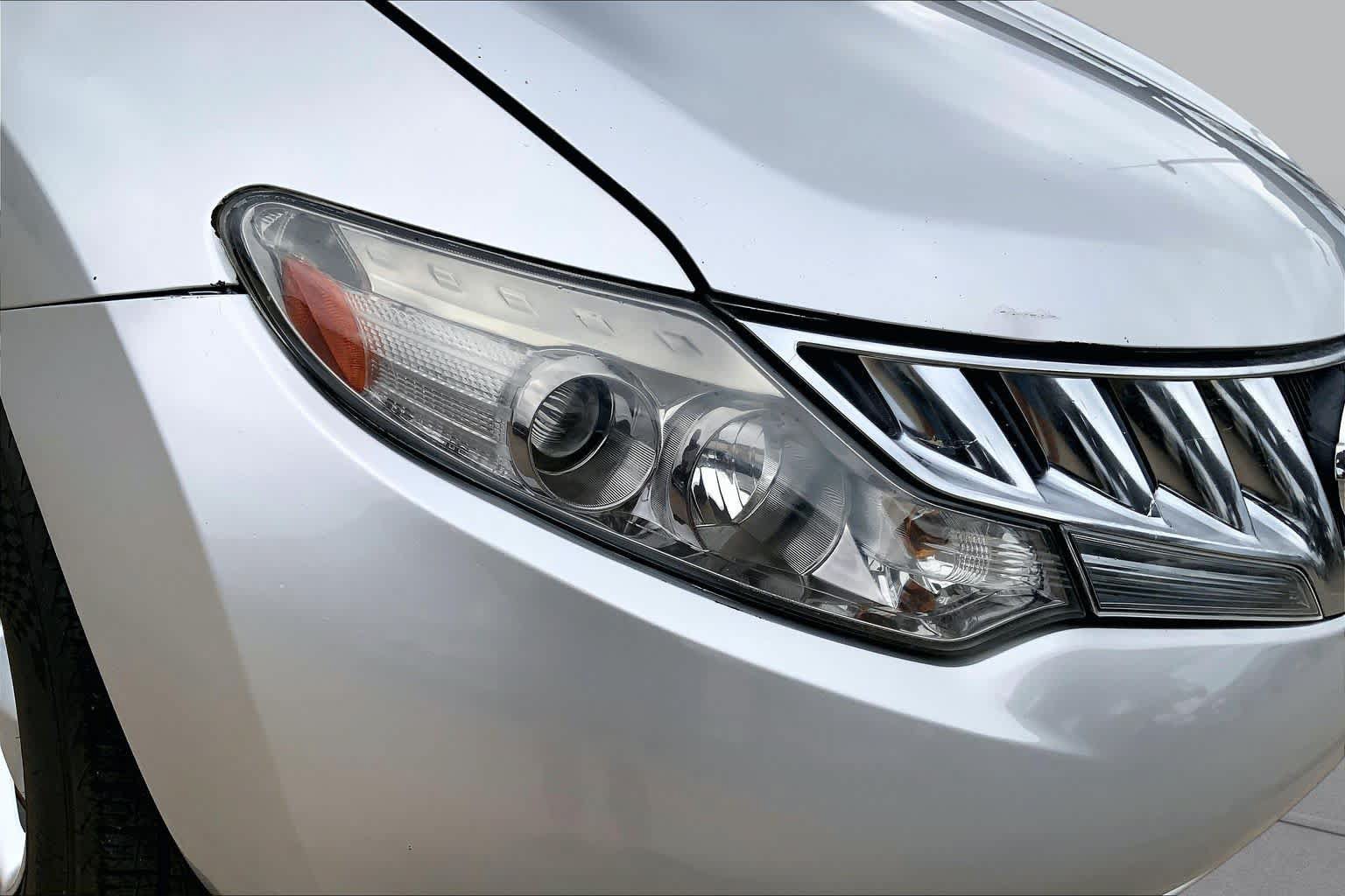 Used 2013 Nissan Murano SV AWD/4WD image 26