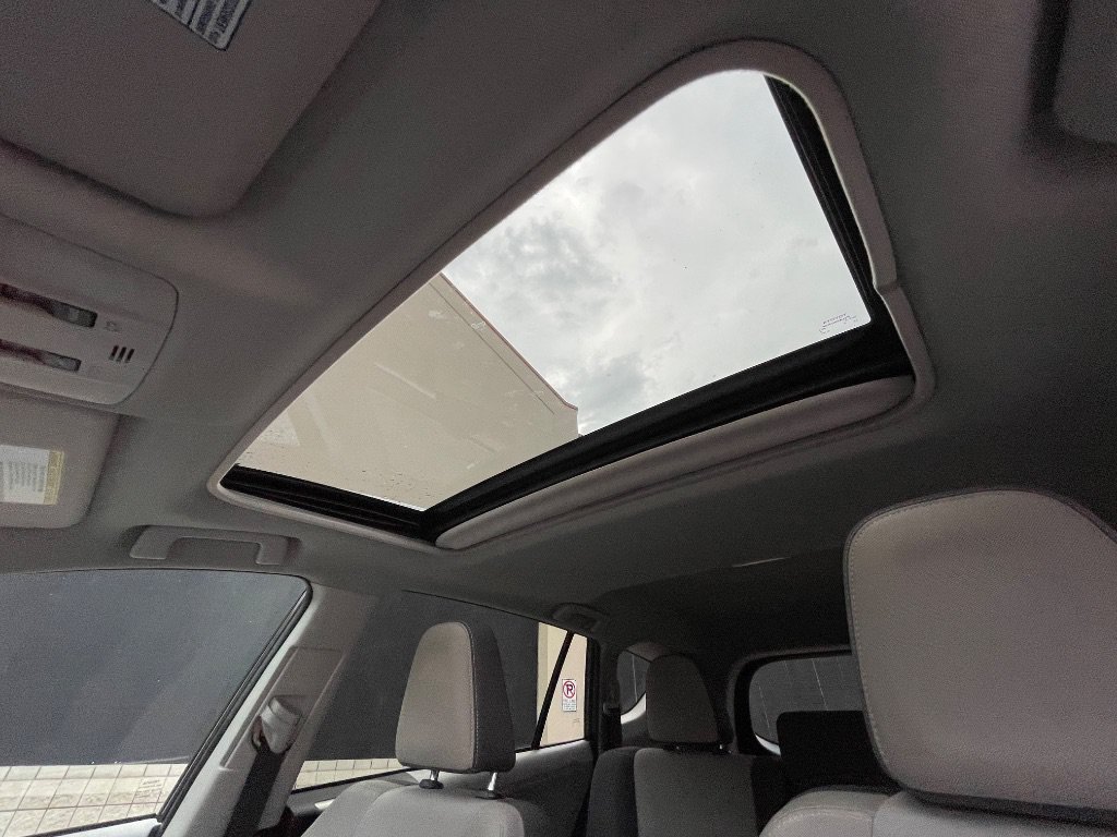 Used 2013 Toyota RAV4 XLE FWD image 49
