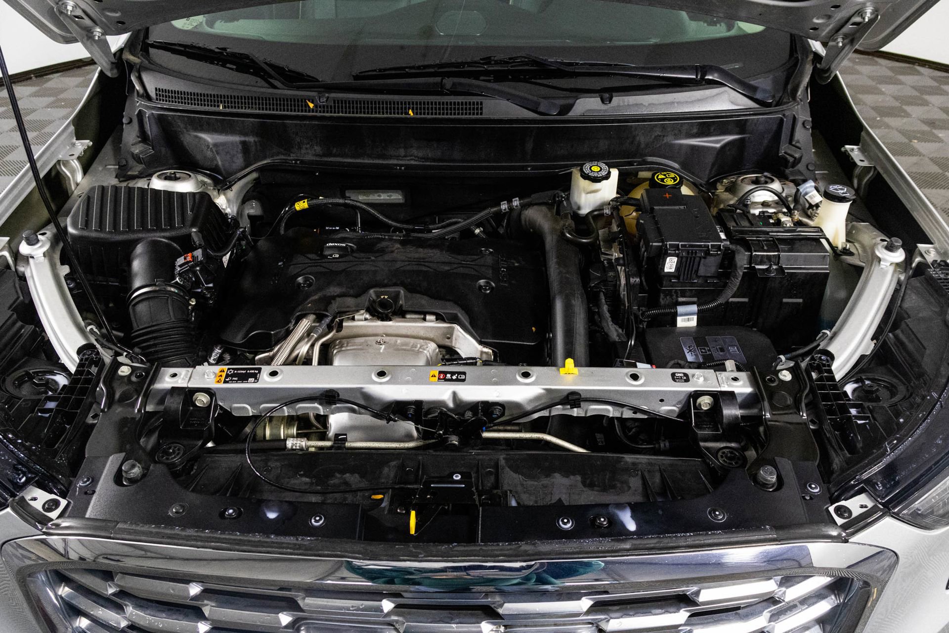 Used 2019 GMC Terrain Denali w/ Advanced Safety Package image 48