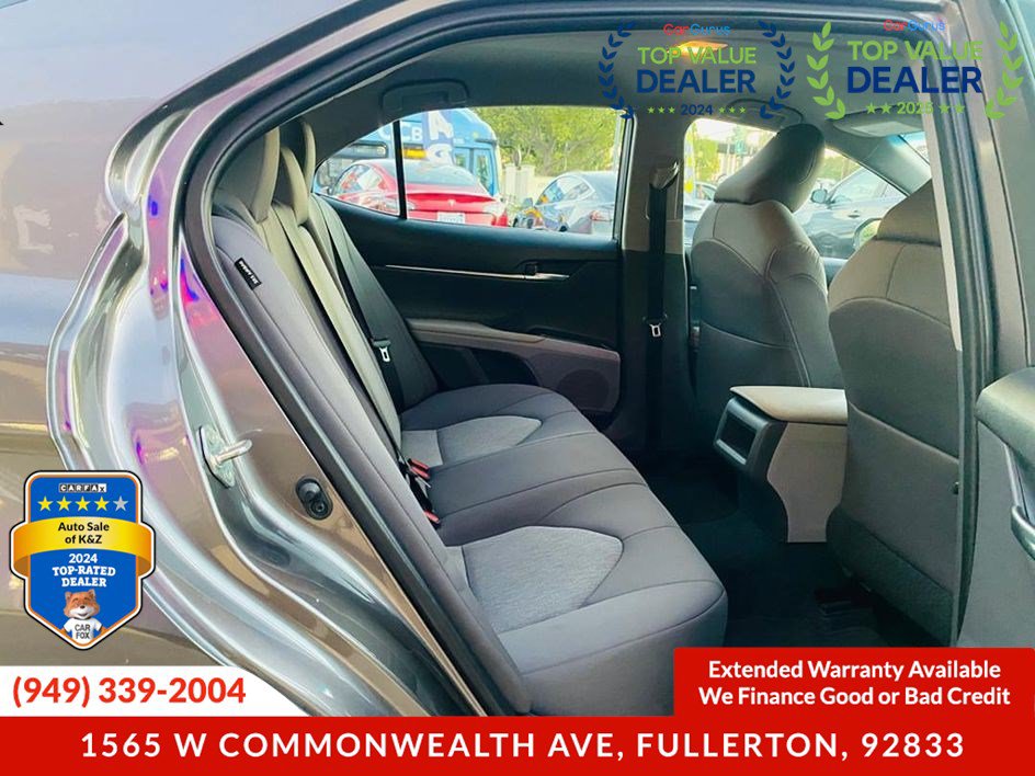 Used 2020 Toyota Camry LE FWD image 15