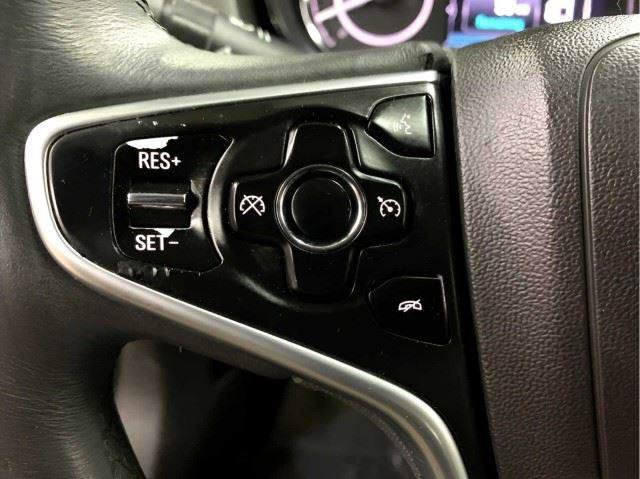 Used 2017 Buick Regal FWD image 25