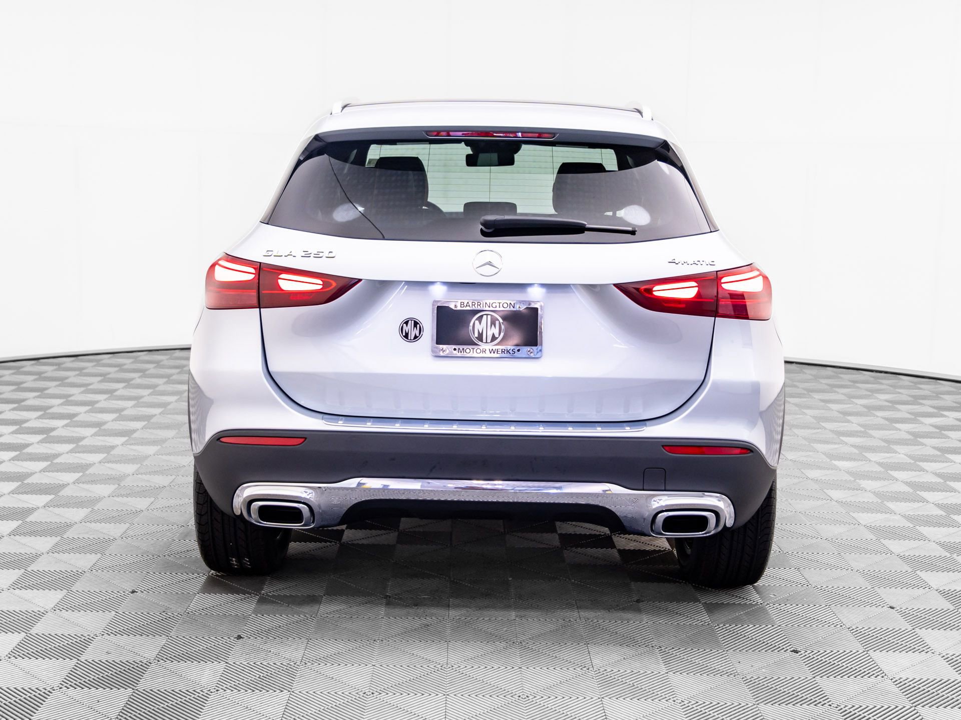 New 2026 Mercedes-Benz GLA 250 4MATIC video 4