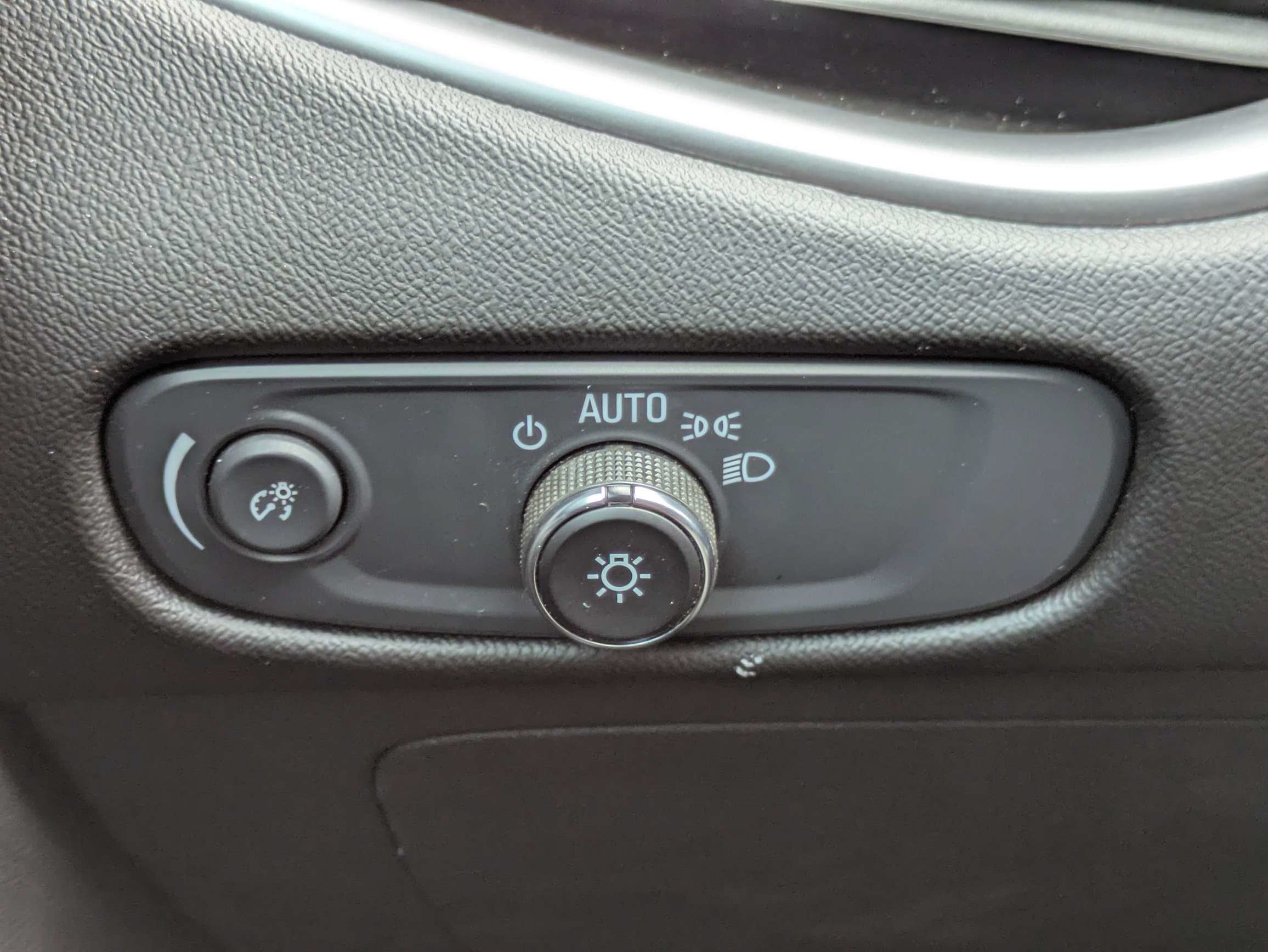 New 2024 Chevrolet Malibu LT FWD image 13