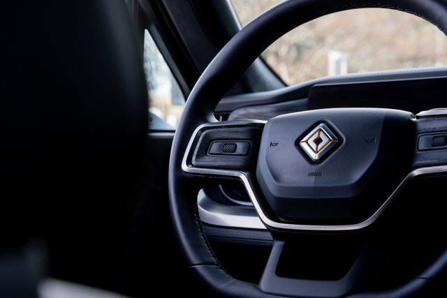 Used 2022 Rivian R1T Adventure image 43