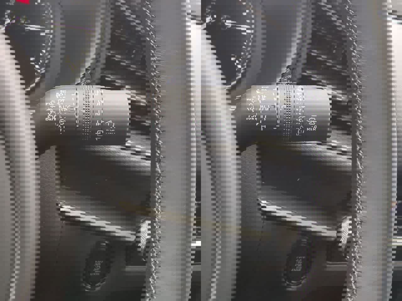 New 2025 MAZDA CX-30 AWD 2.5 S w/ Select Sport Pkg image 23