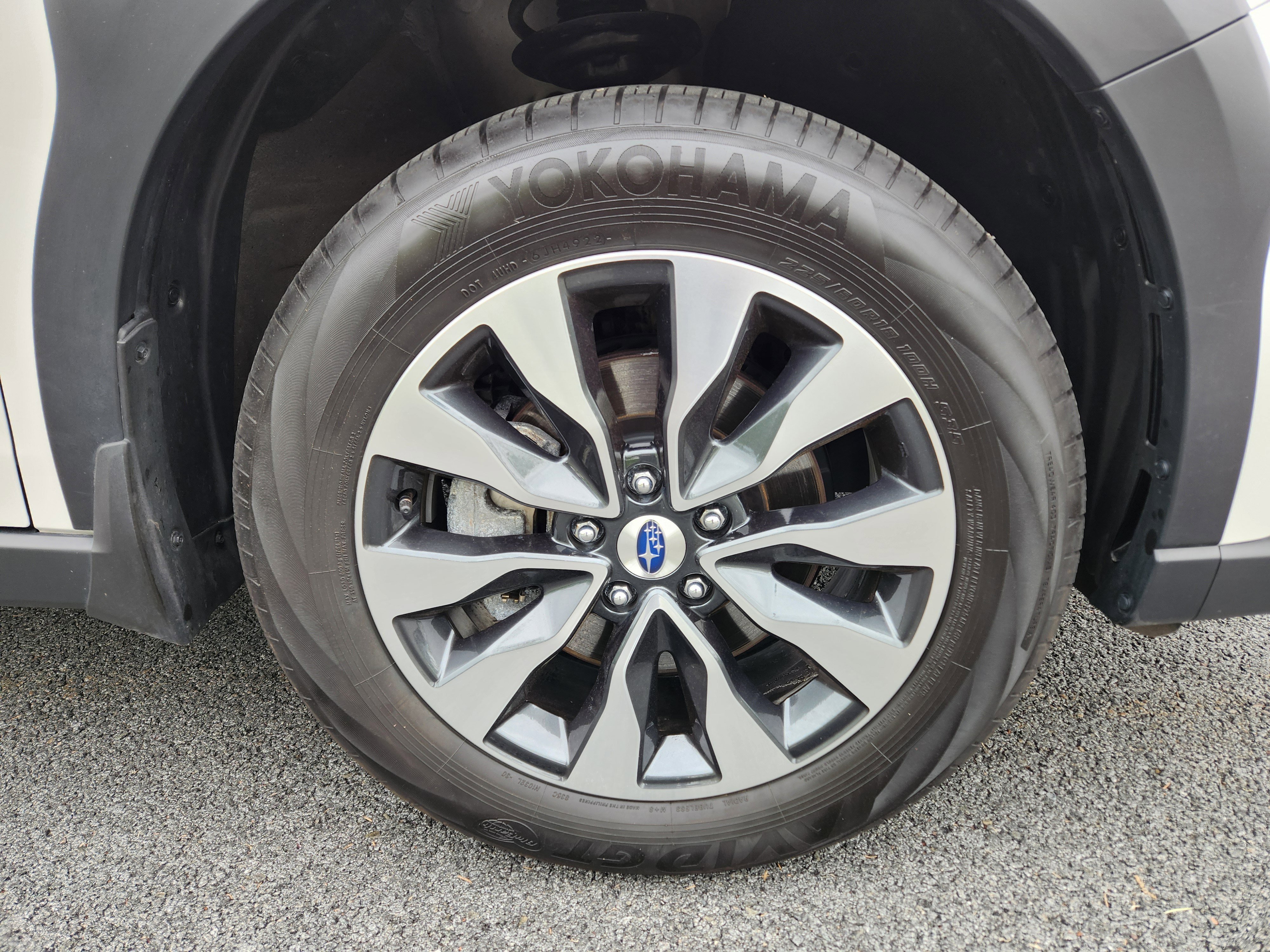 Certified 2023 Subaru Outback Limited AWD/4WD image 7