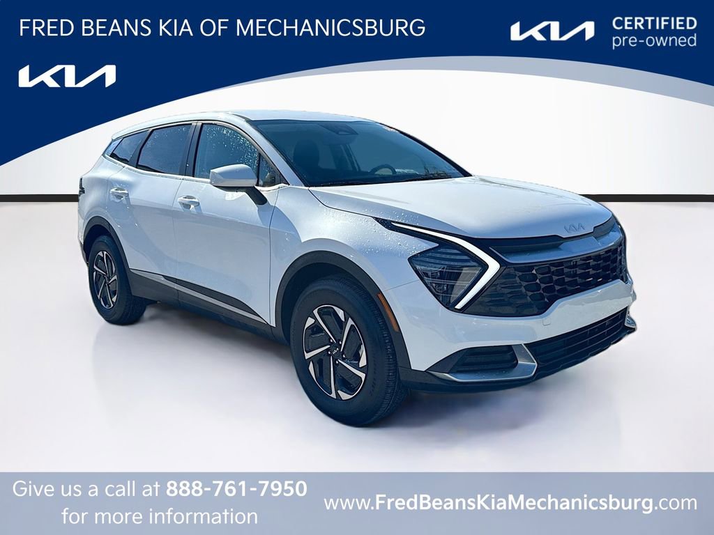 Certified 2025 Kia Sportage LX AWD/4WD image 1