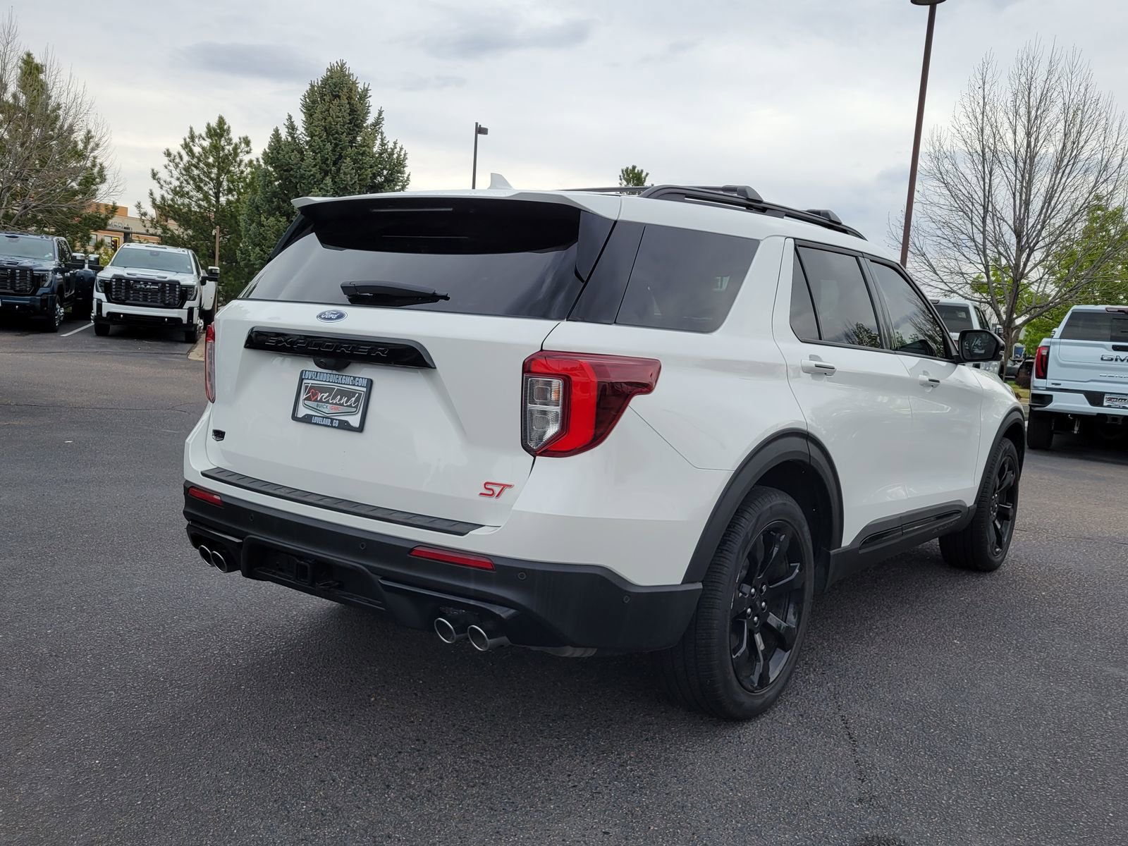Used 2024 Ford Explorer ST w/ Equipment Group 401A AWD/4WD image 3