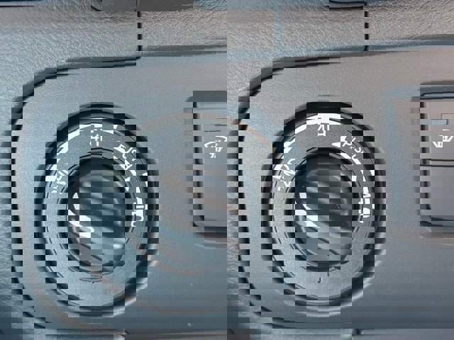 New 2026 Nissan Frontier SV w/ All-Weather Content Package image 33