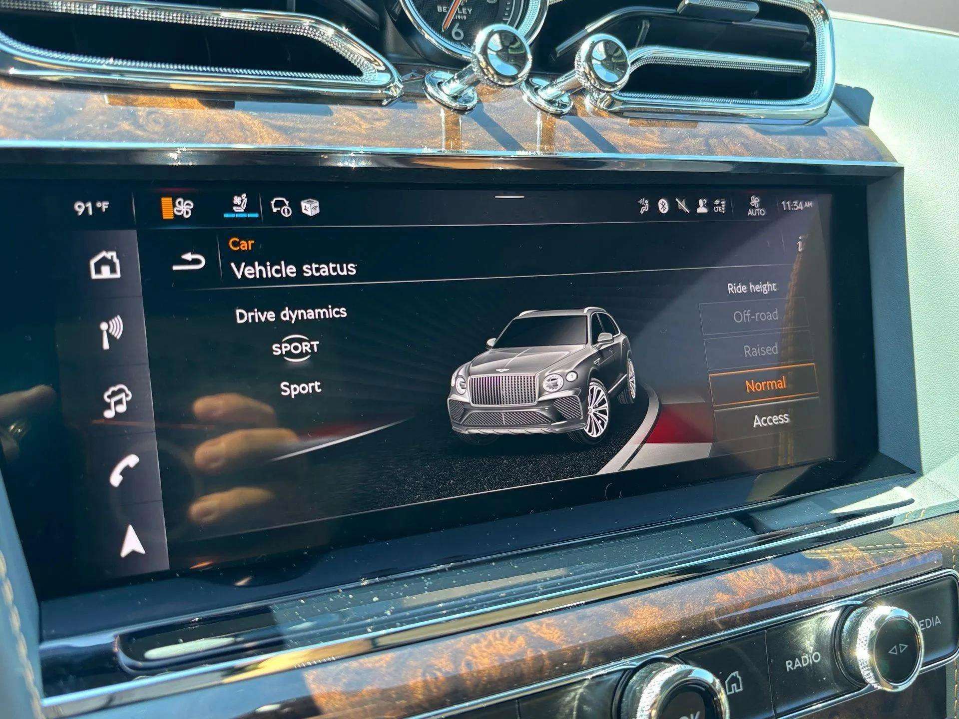 New 2025 Bentley Bentayga Extended Wheelbase image 21