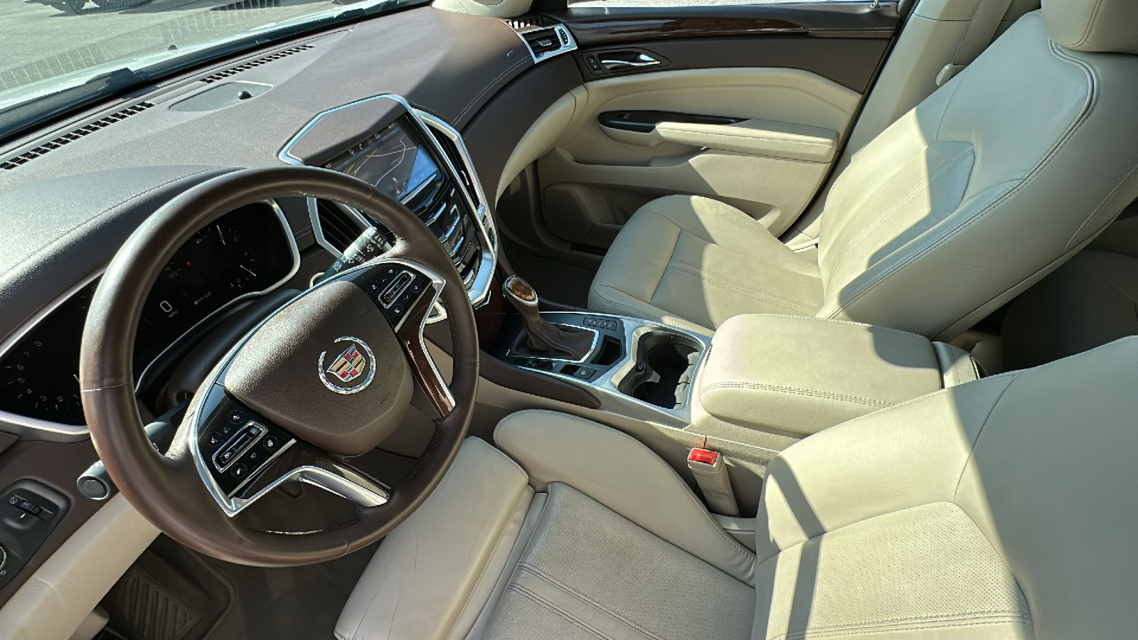 Used 2016 Cadillac SRX Performance w/ Driver Awareness Package image 23