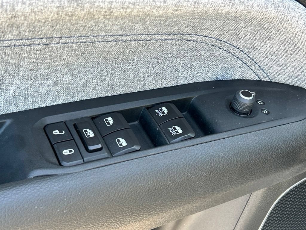 Used 2024 Jeep Compass Sport AWD/4WD image 19