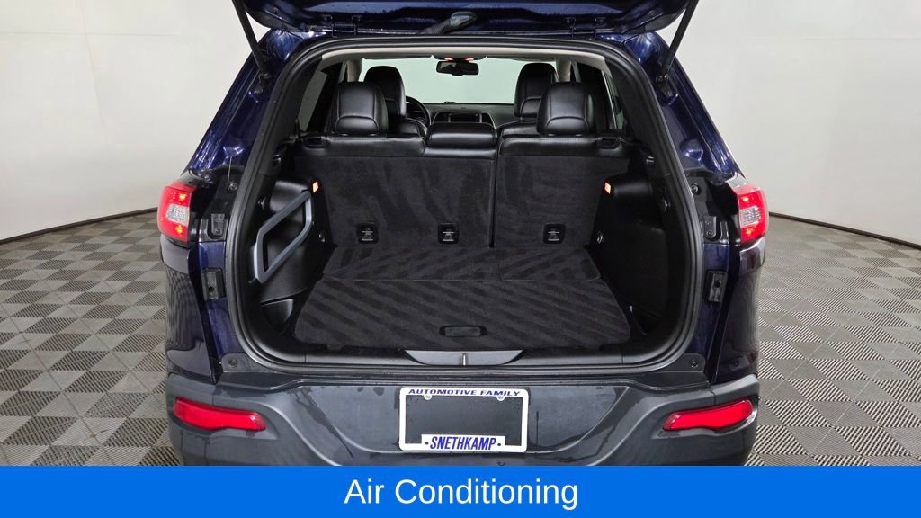 Used 2015 Jeep Cherokee Limited image 11