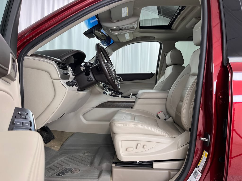 Used 2018 GMC Yukon Denali w/ Denali Ultimate Package AWD/4WD image 16