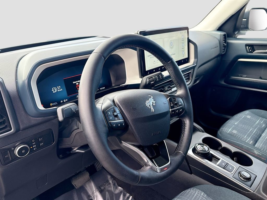 Used 2025 Ford Bronco Sport Heritage w/ Convenience Package image 9