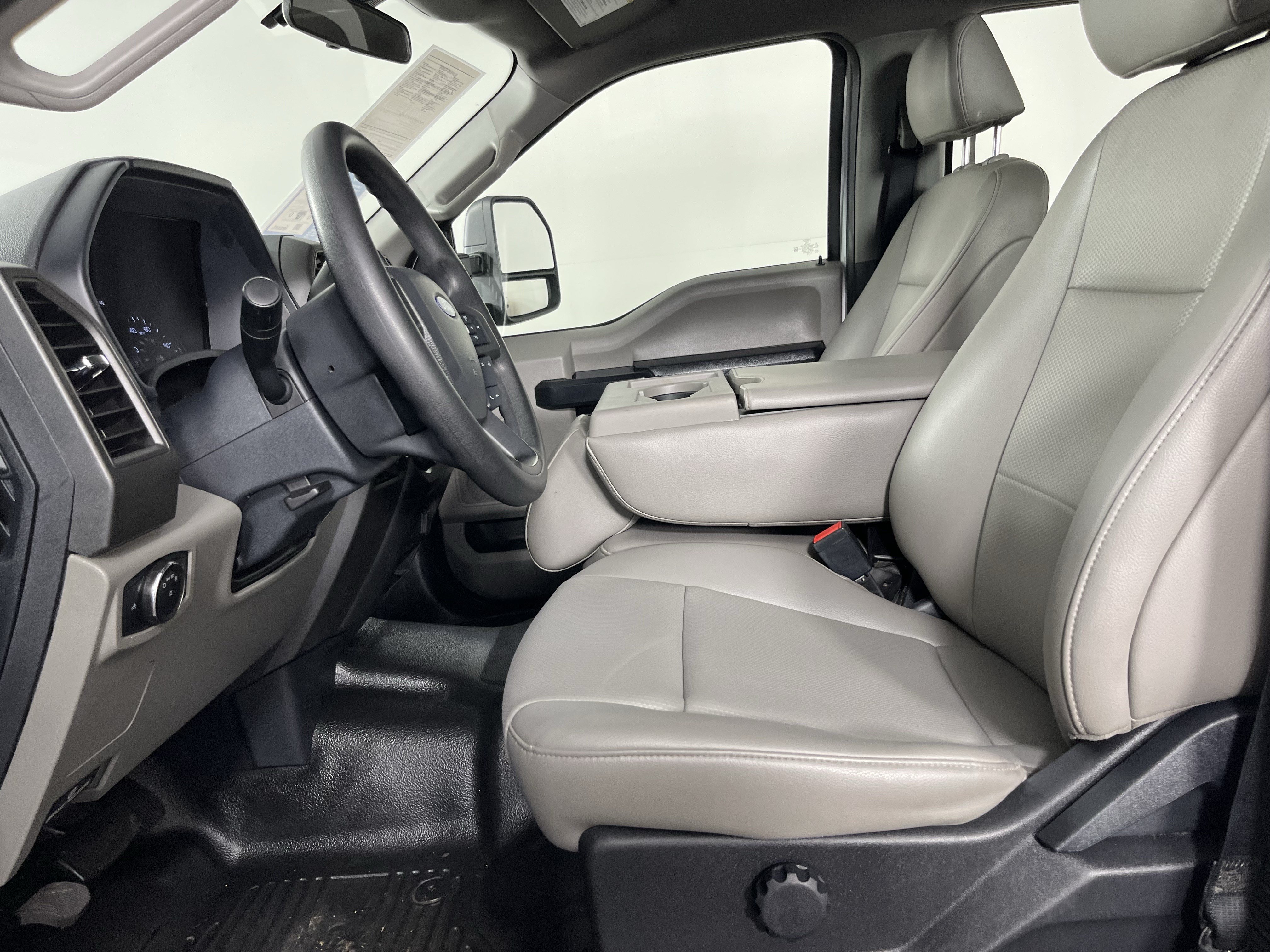 Used 2022 Ford F350 XL w/ XL Value Package AWD/4WD image 10