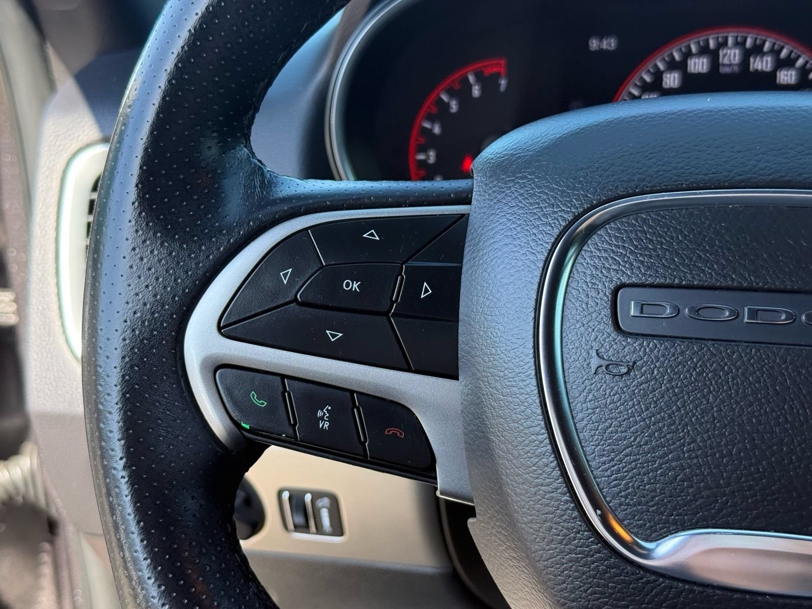 Used 2020 Dodge Durango SXT RWD image 17
