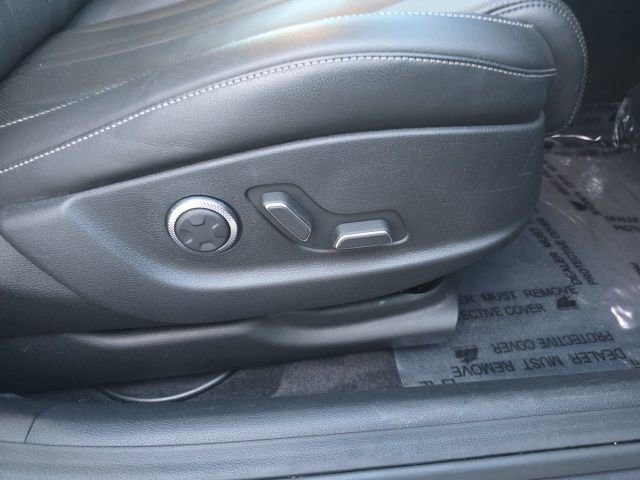 Used 2023 Genesis G80 2.5T image 11