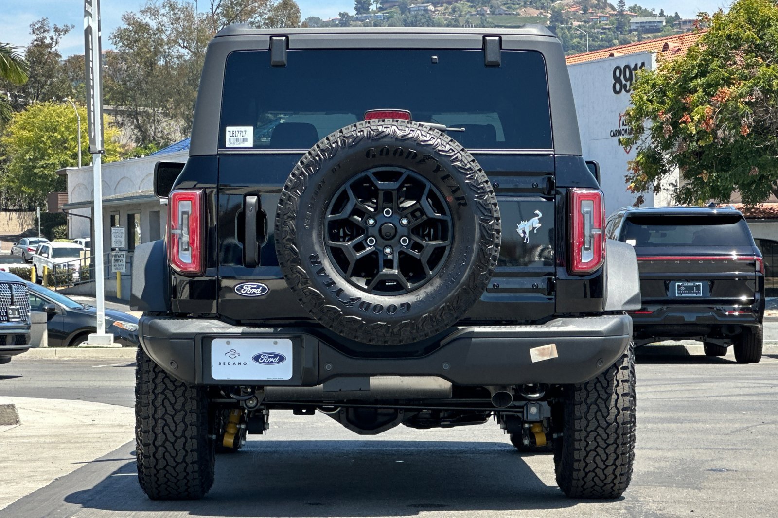 New 2026 Ford Bronco Badlands AWD/4WD image 4