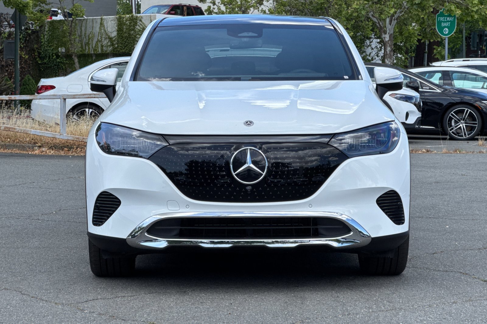 New 2025 Mercedes-Benz EQE 350+ 4MATIC SUV image 5
