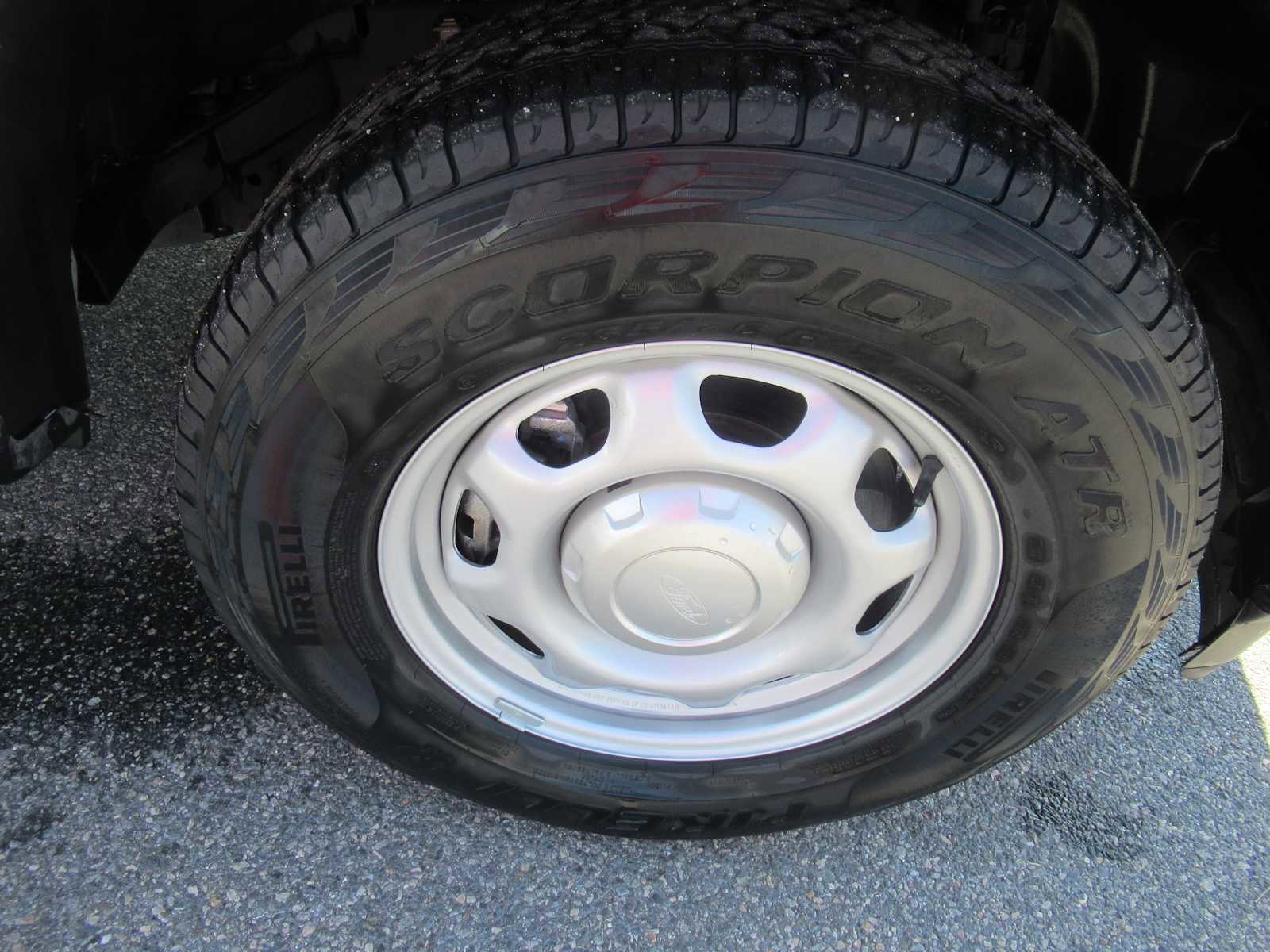 Used 2022 Ford F150 XL w/ Trailer Tow Package image 11