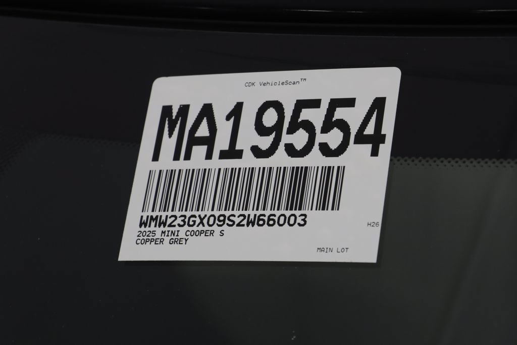 Certified 2025 MINI Cooper S FWD image 23