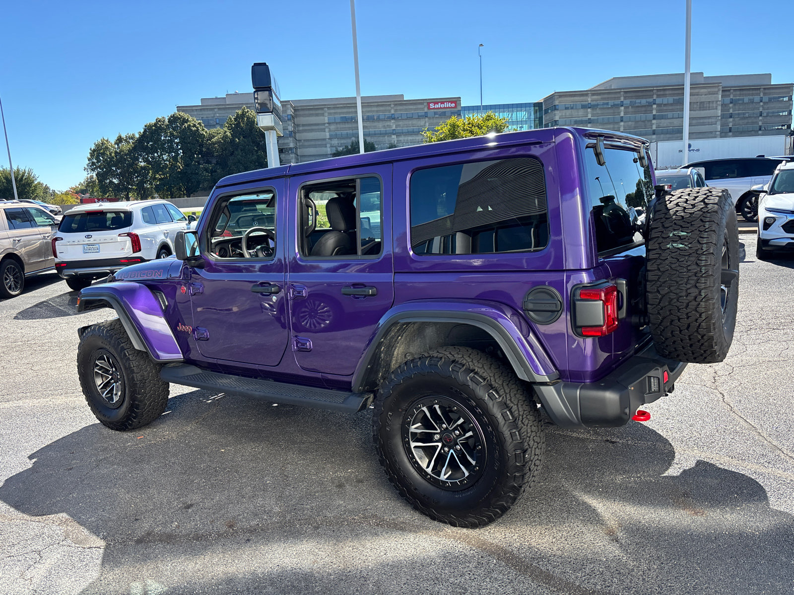 Used 2026 Jeep Wrangler Unlimited Rubicon AWD/4WD image 5