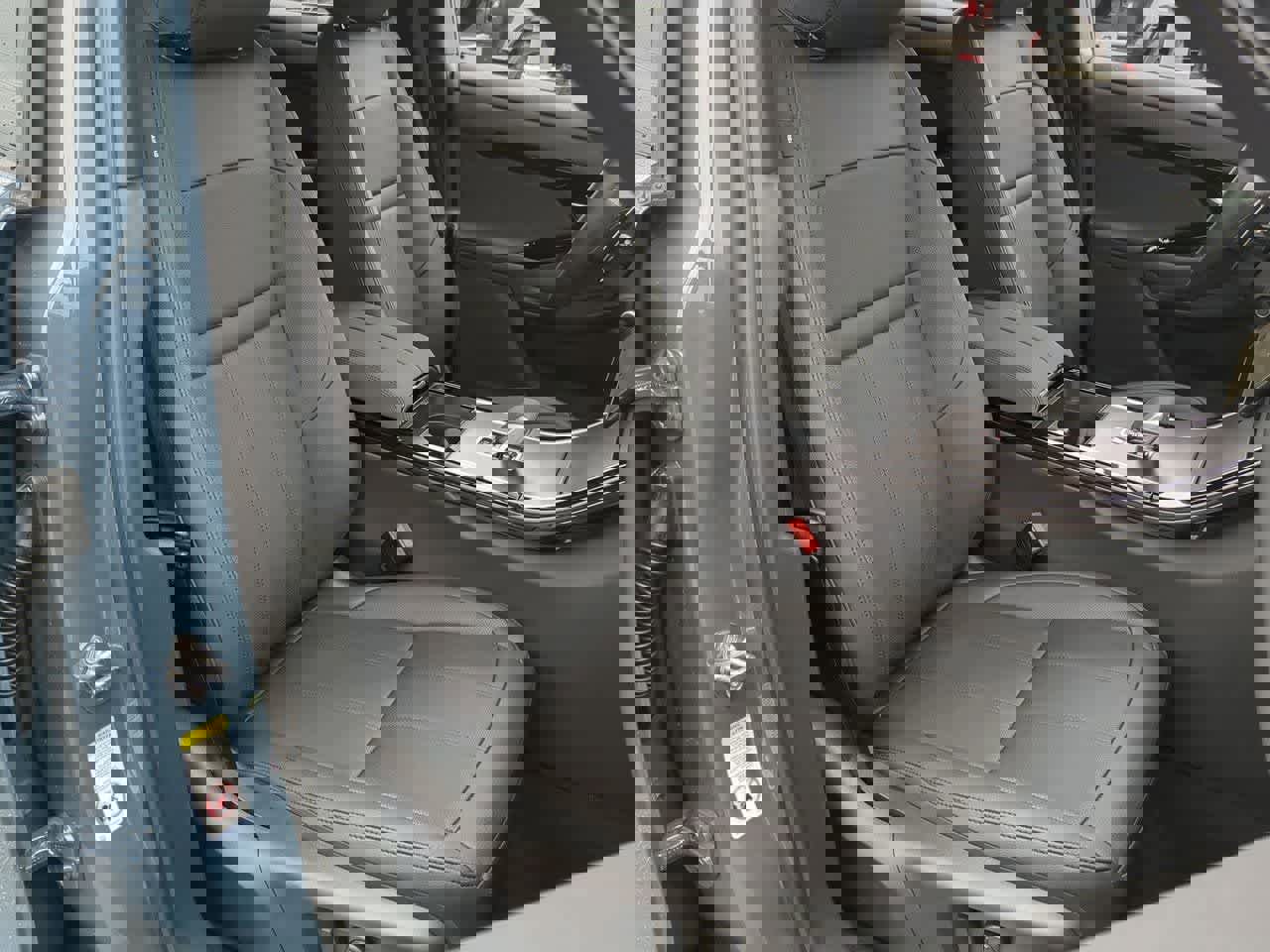 New 2026 Land Rover Range Rover Evoque Dynamic SE image 20