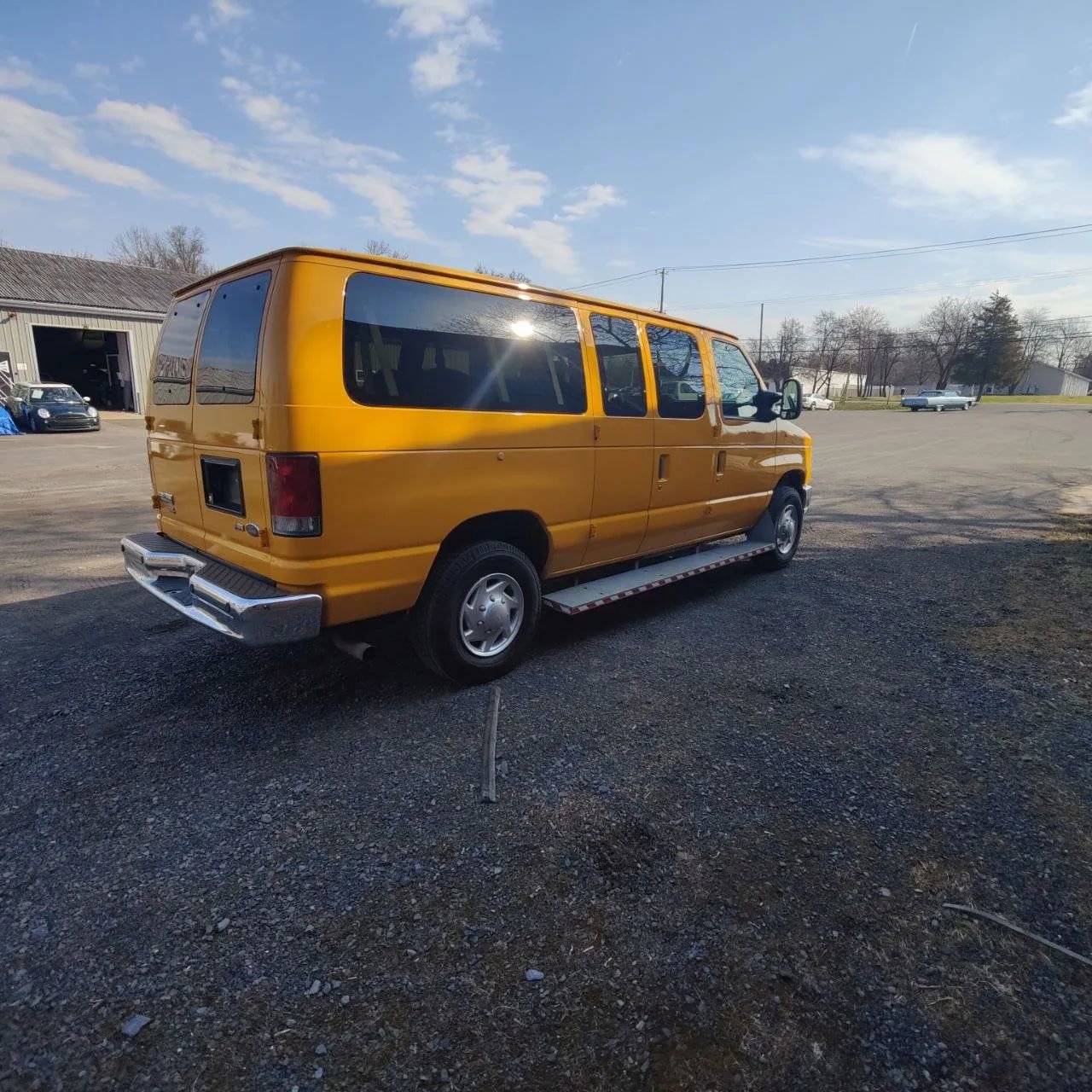 Used 2014 Ford E-250 and Econoline 250 image 6