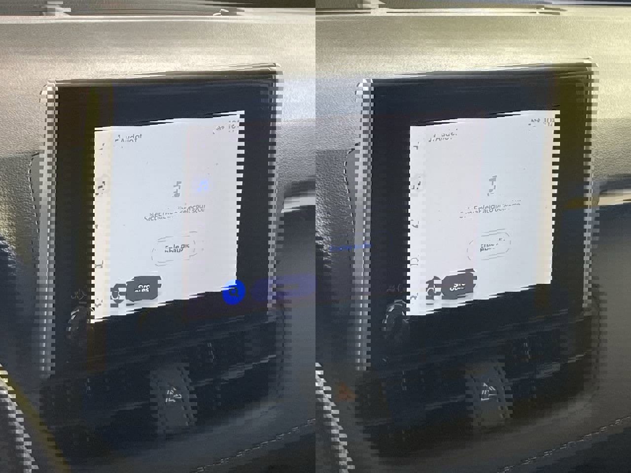 Used 2024 Toyota RAV4 LE image 15