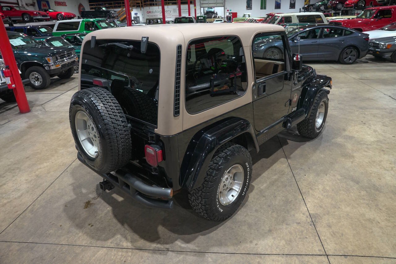Used 2002 Jeep Wrangler Sahara AWD/4WD image 33
