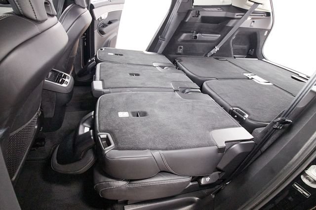 Certified 2026 Volvo XC90 B6 Ultra AWD/4WD image 30