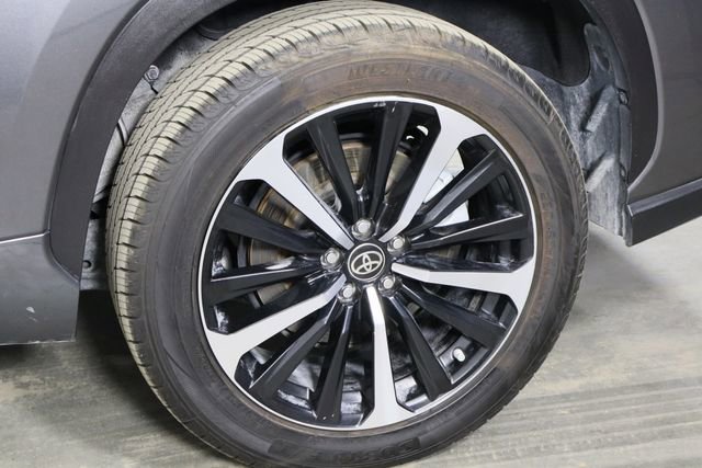 Used 2021 Toyota Highlander XSE image 44