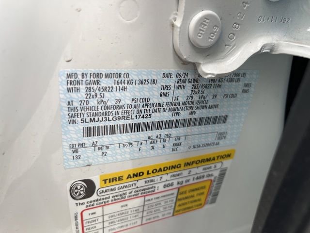 Used 2024 Lincoln Navigator L Reserve image 31