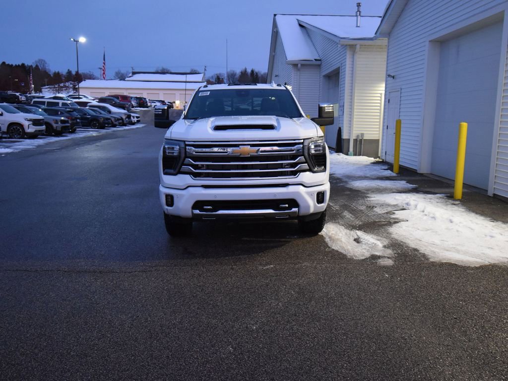 New 2026 Chevrolet Silverado 3500 High Country w/ Technology Package AWD/4WD image 2