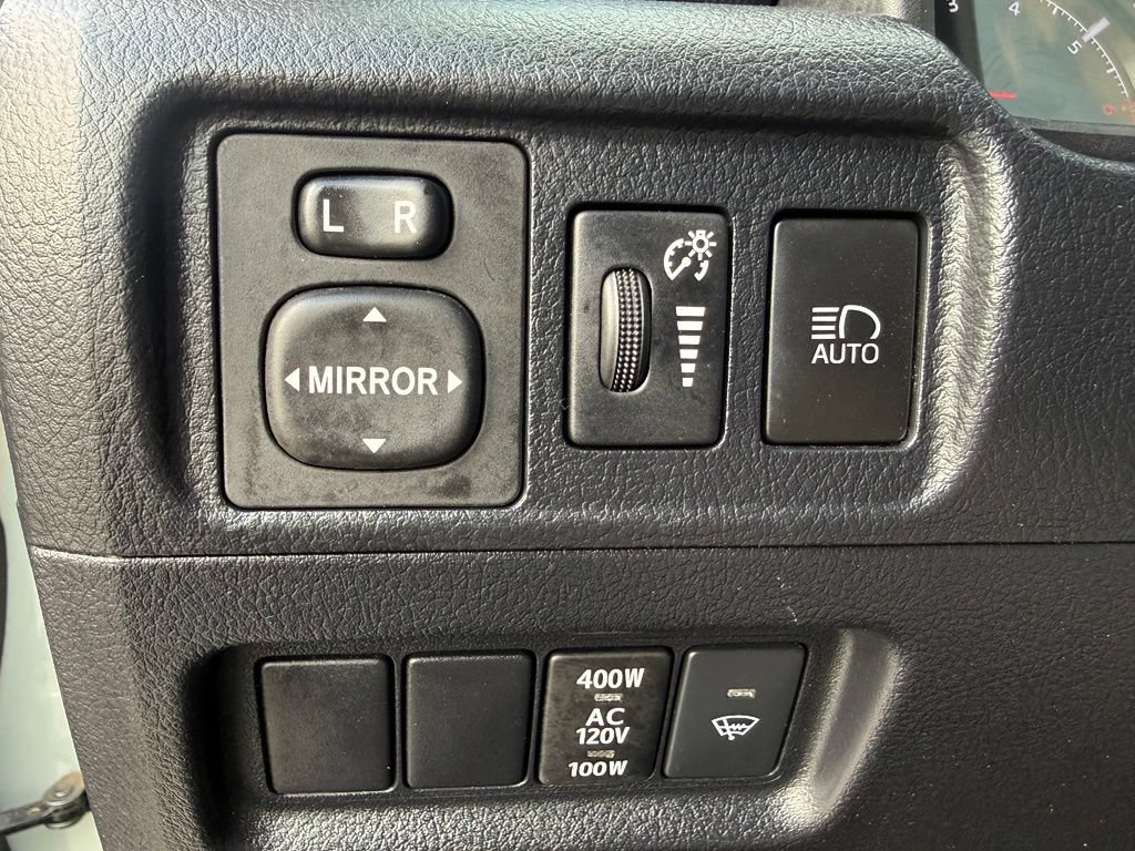 Used 2022 Toyota 4Runner Trail Special Edition AWD/4WD image 18